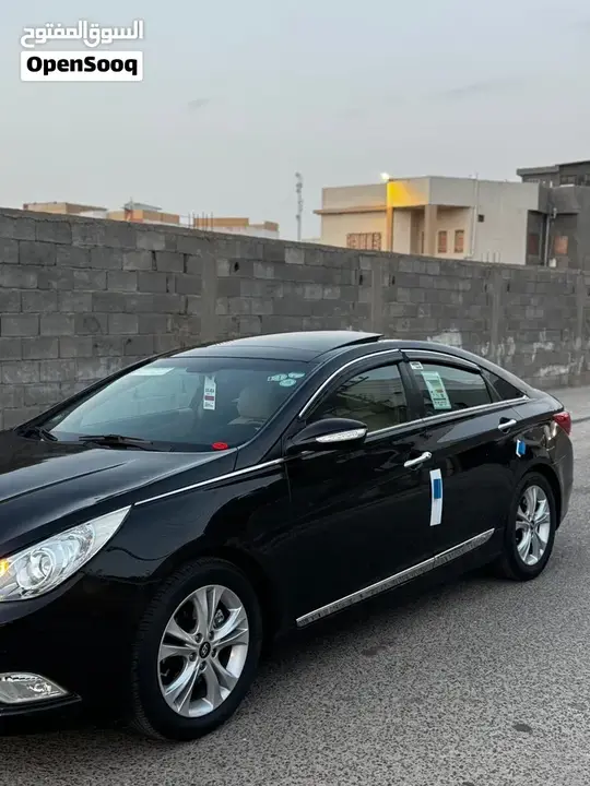 Hyundai Sonata 2013 photo 2