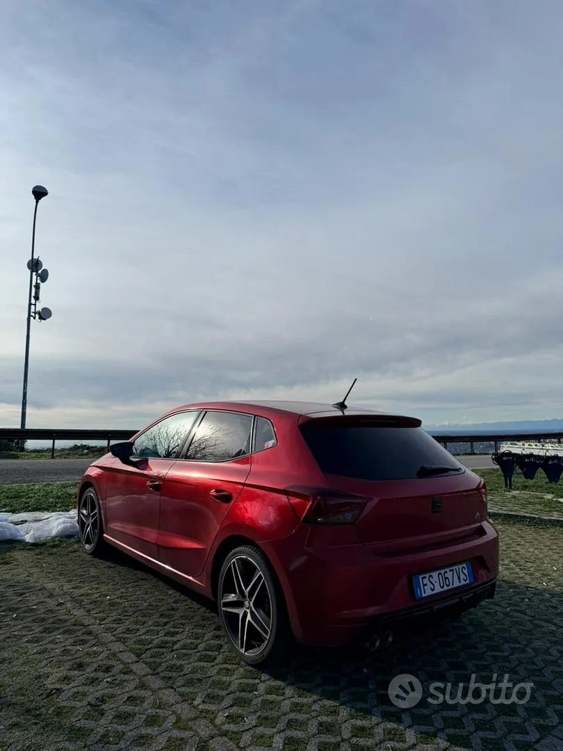 Seat Ibiza 2018 photo 3