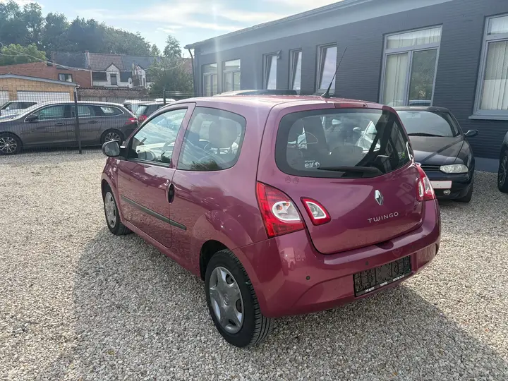 Renault Twingo 2013 photo 3
