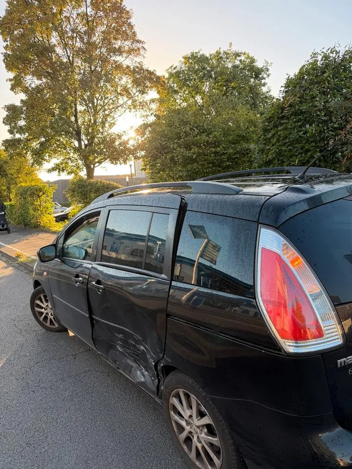 Mazda 5