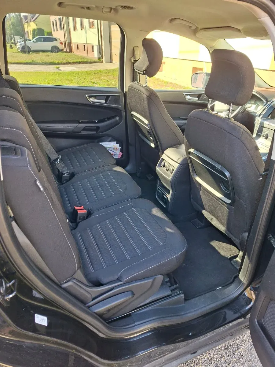 Ford Galaxy 2016 photo 3