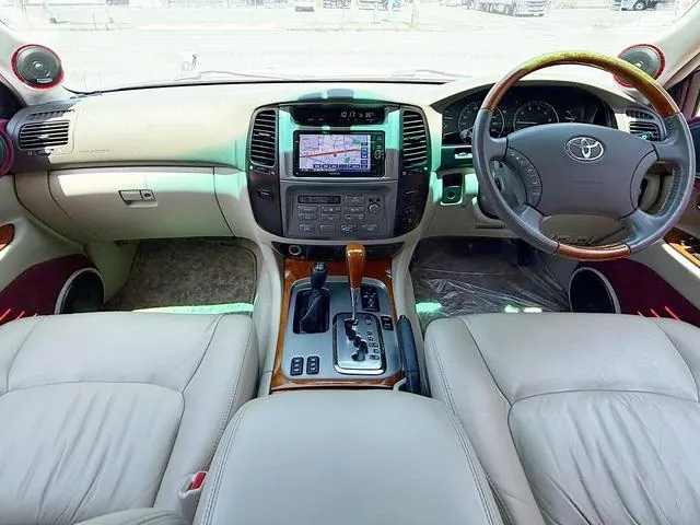 Toyota Land Cruiser 100 2003 photo 3
