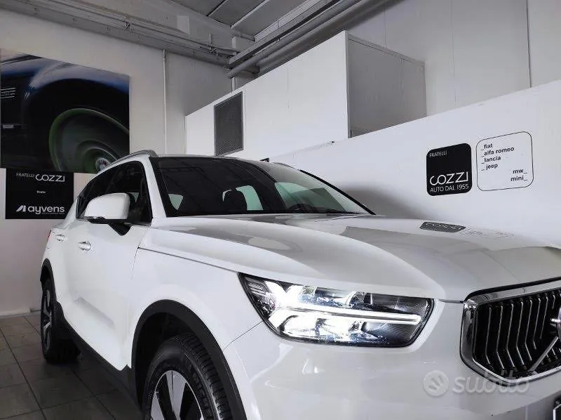 Volvo Xc40 2022 photo 3