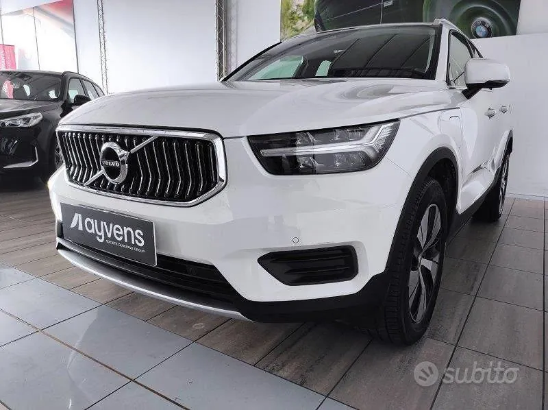 Volvo Xc40 2022 photo 2