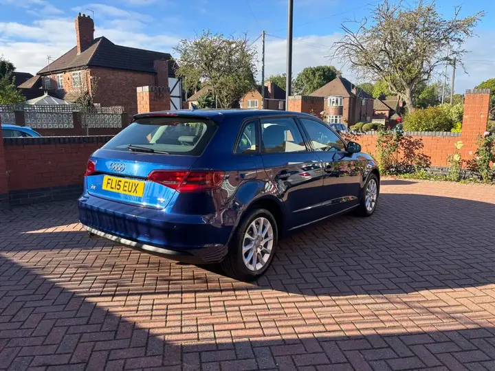 Audi A3 2015 photo 4