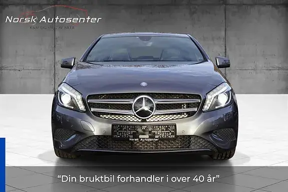 Mercedes-Benz A 180 2015 photo 2