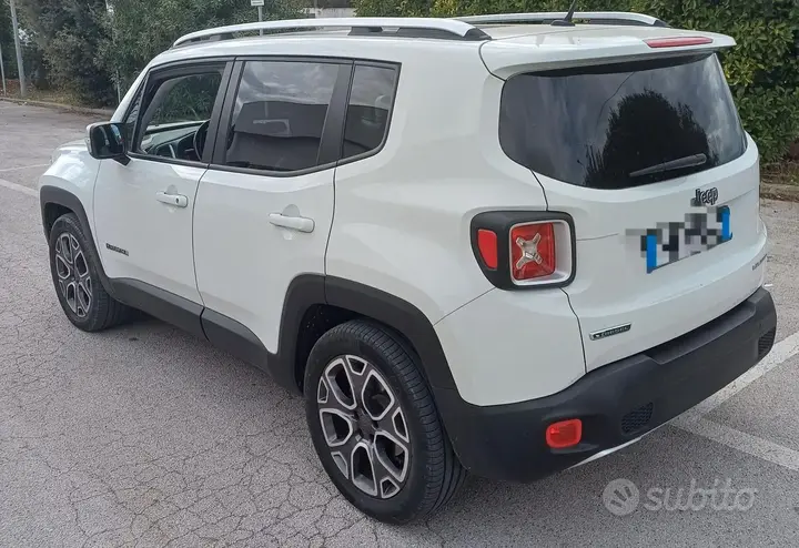 Jeep Renegade 2015 photo 4
