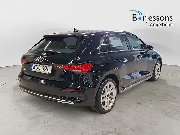 Audi A3 2023 photo 3
