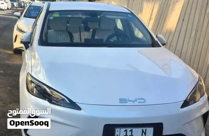 BYD Seal 2025 photo 2