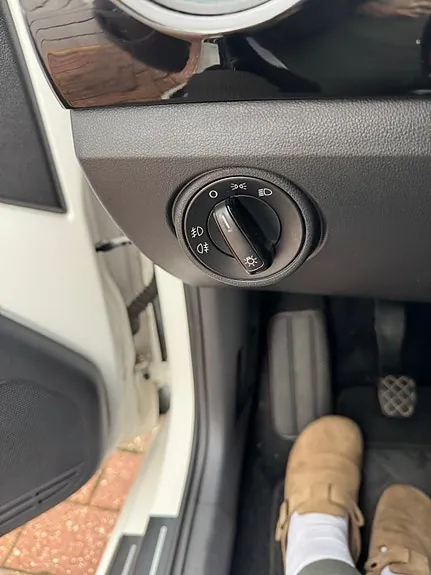 Volkswagen Up 2014 photo 4