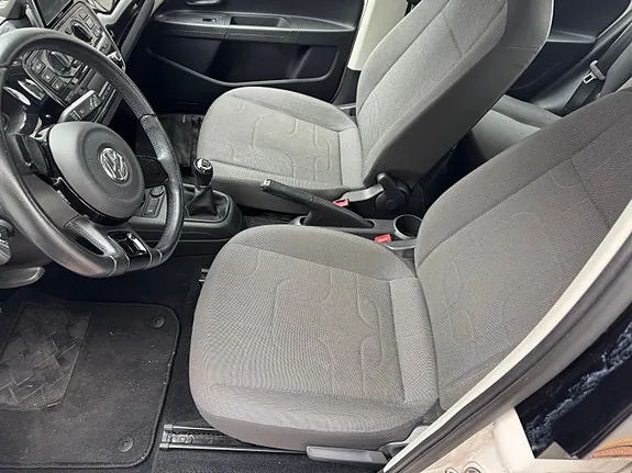 Volkswagen Up 2014 photo 3