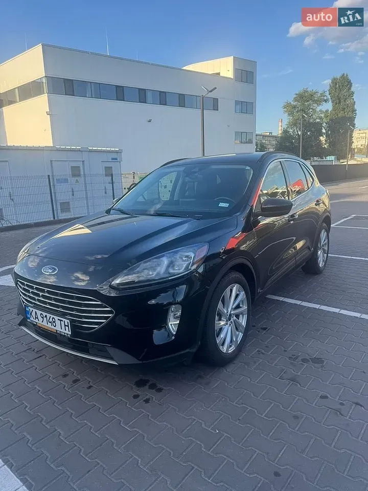 Ford Escape 2022 photo 2