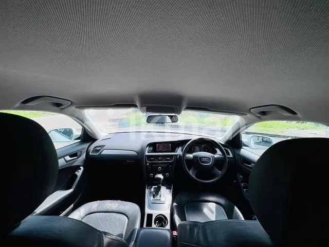 Audi A4 2012 photo 3