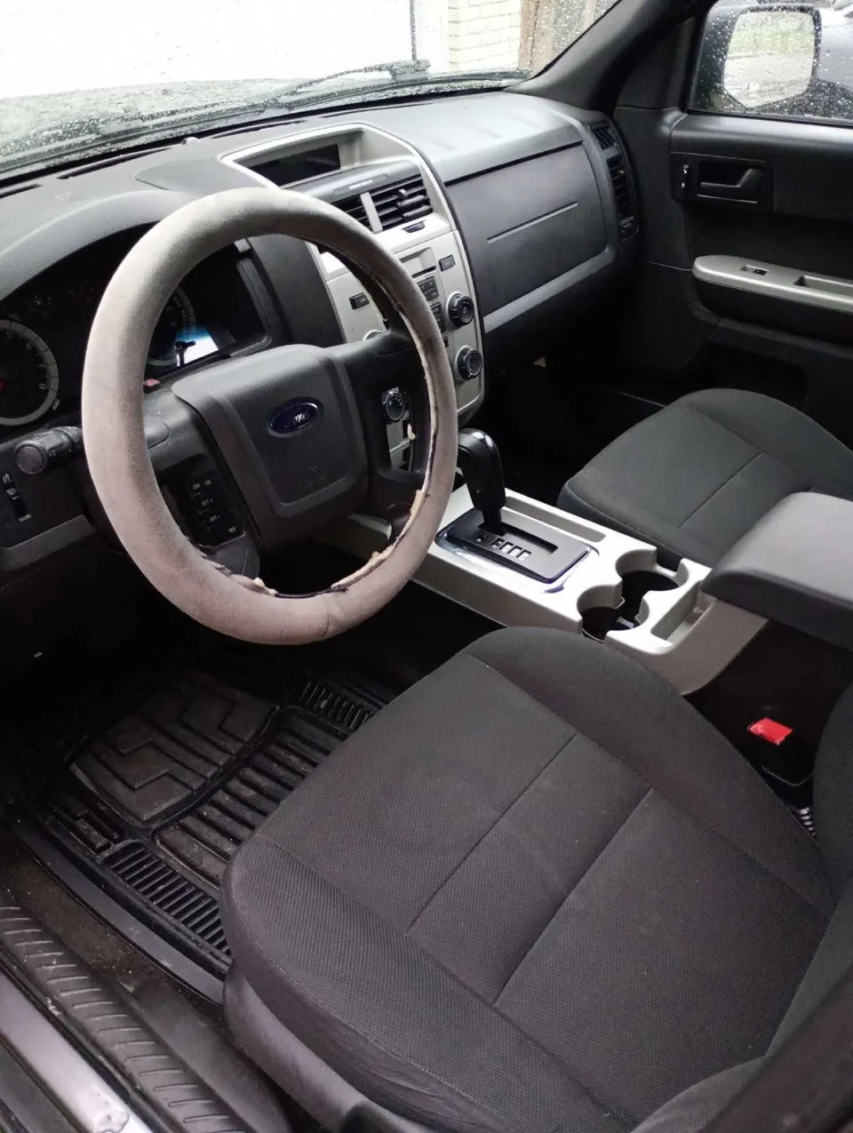 Ford Escape 2009 photo 4