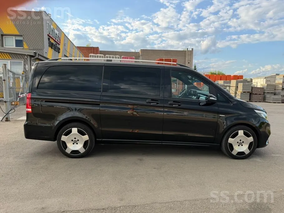 Mercedes-Benz V220 Long 2017 photo 3
