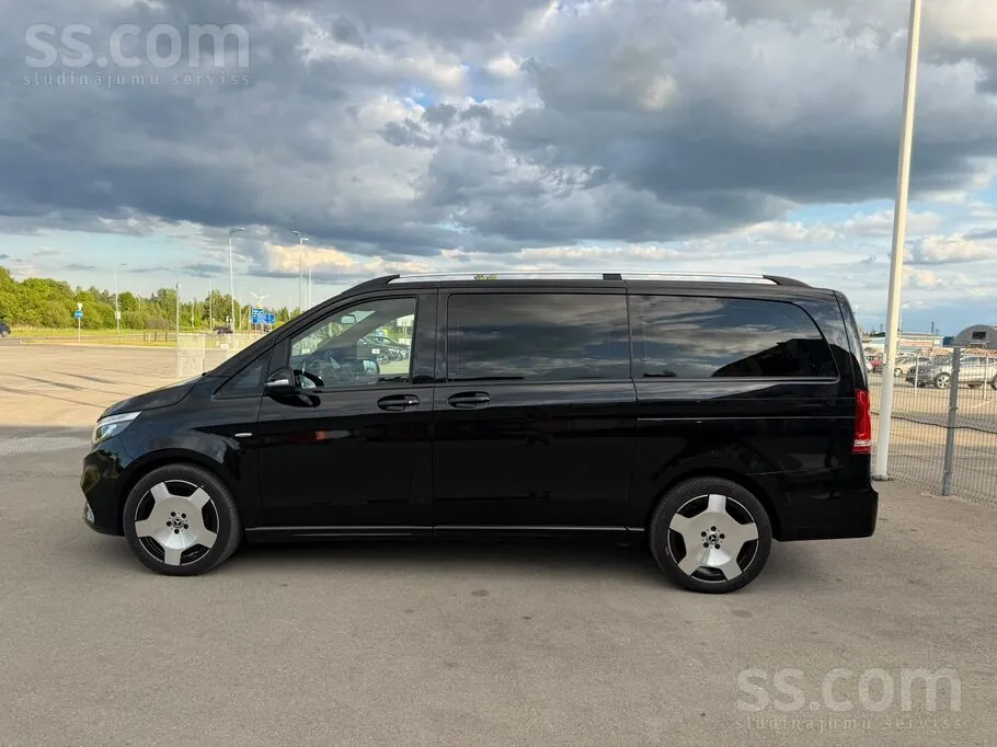Mercedes-Benz V220 Long 2017 photo 2