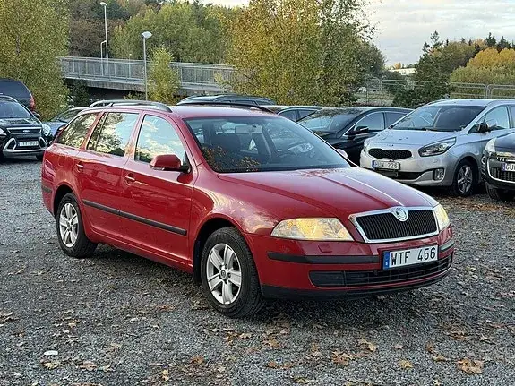 Skoda Octavia 2005 photo 2