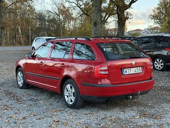 Skoda Octavia 2005 photo 4