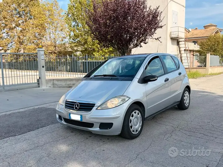 Mercedes-Benz A