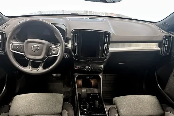 Volvo Xc40 2025 photo 4
