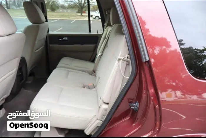 Ford Expedition 2012 photo 3