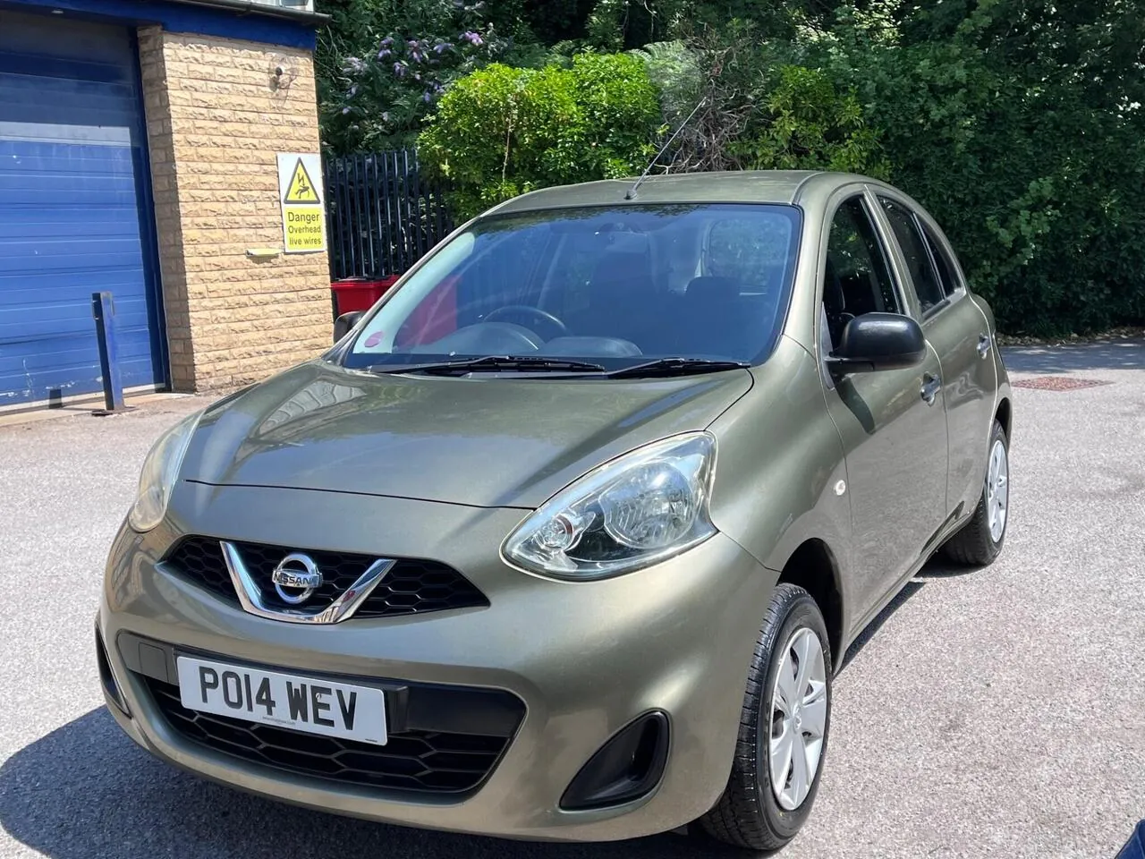 Nissan Micra 2014 photo 2