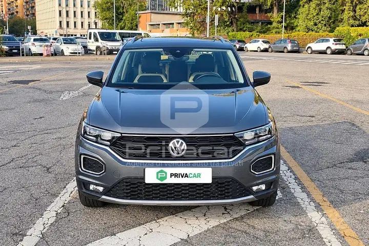Volkswagen T-Roc 2019 photo 2