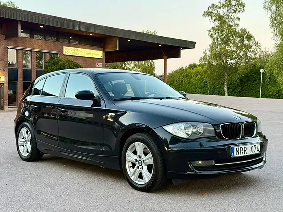 BMW 118D 2010 photo 2
