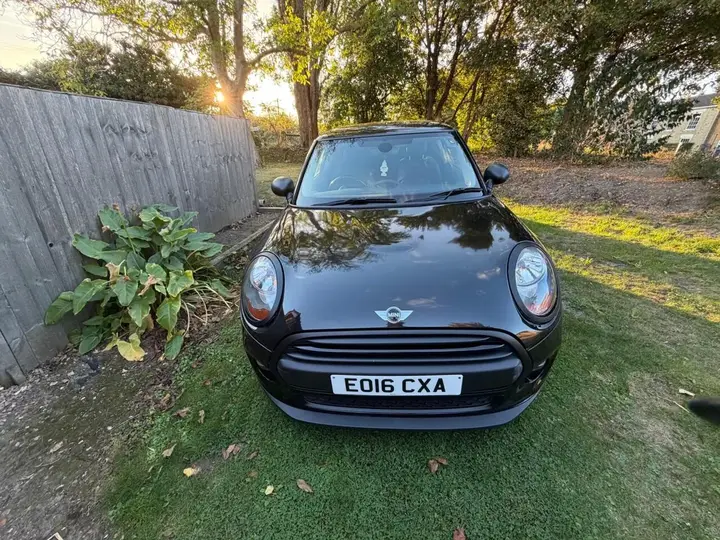 Mini Hatch 2016 photo 3
