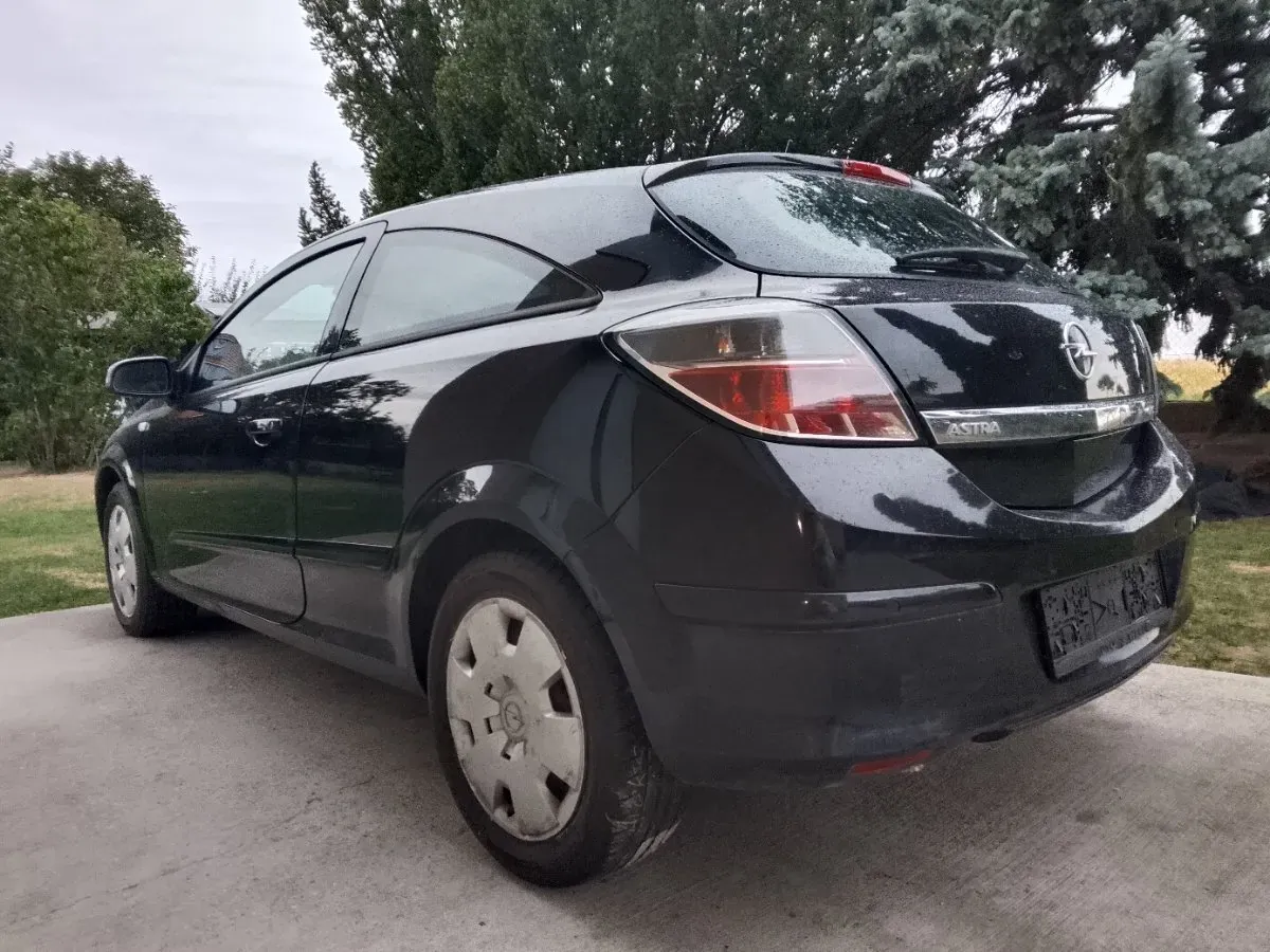 Opel Astra 2006 photo 3