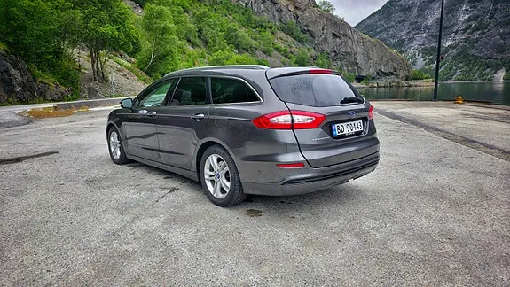 Ford Mondeo 2015 photo 3