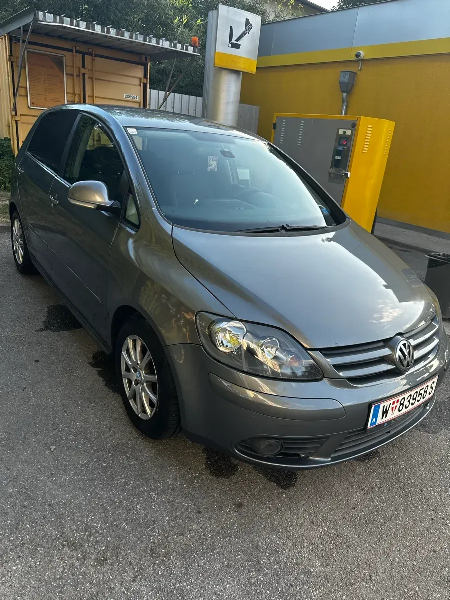 Volkswagen Golf 2007 photo 2