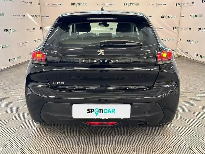 Peugeot 208 2023 photo 4