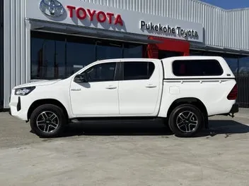 Toyota Hilux 2025 photo 5