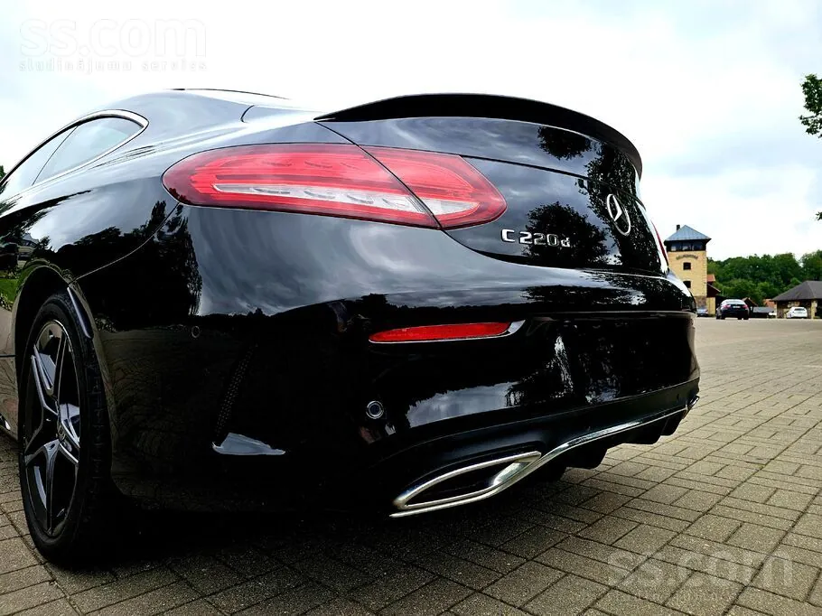 Mercedes-Benz C220 2018 photo 5