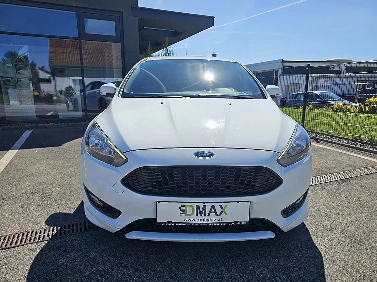 Ford Focus 2016 photo 2