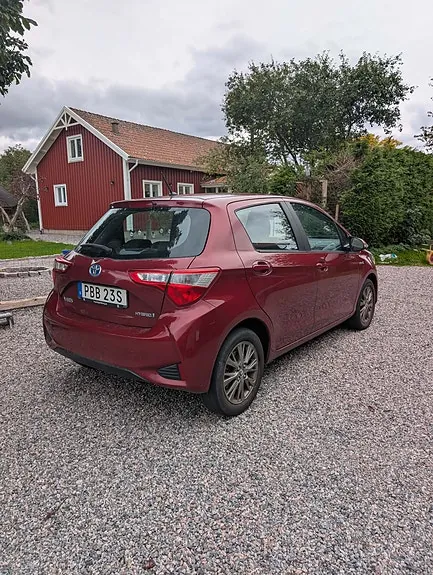 Toyota Yaris 2019 photo 2
