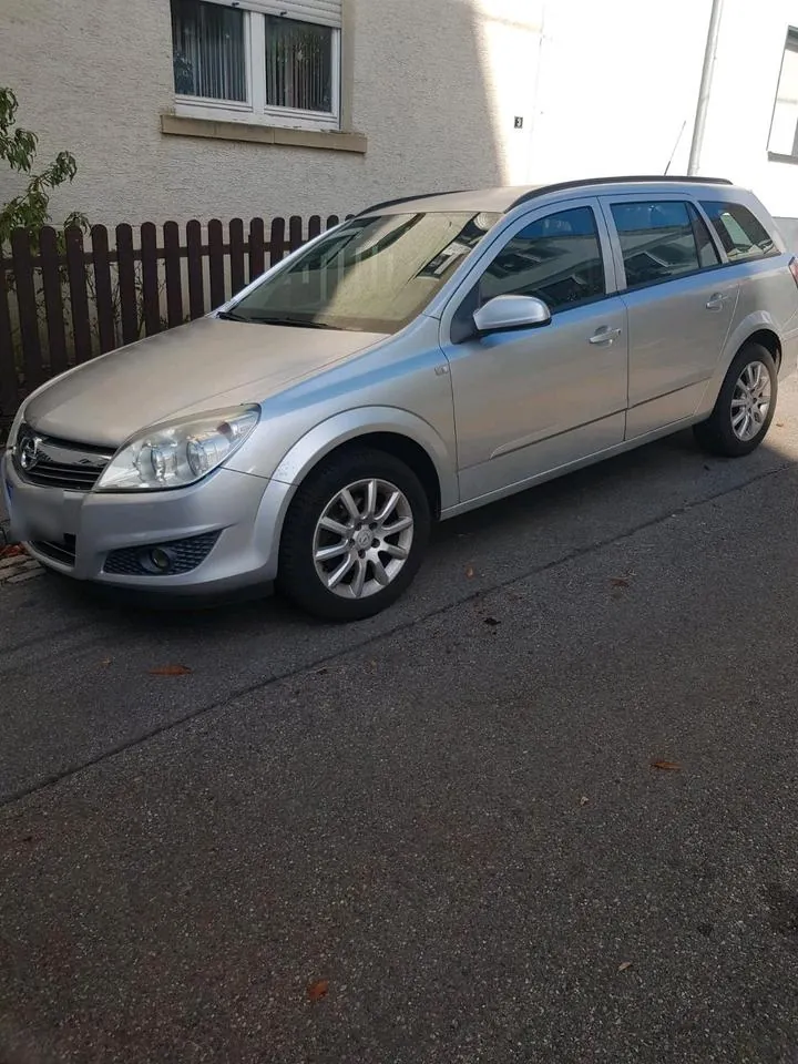 Opel Astra Caravan