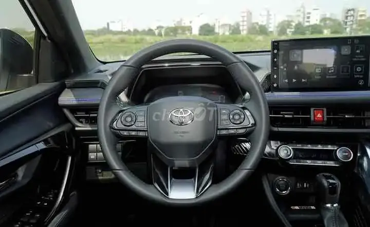 Toyota Yaris Cross 2024 photo 3