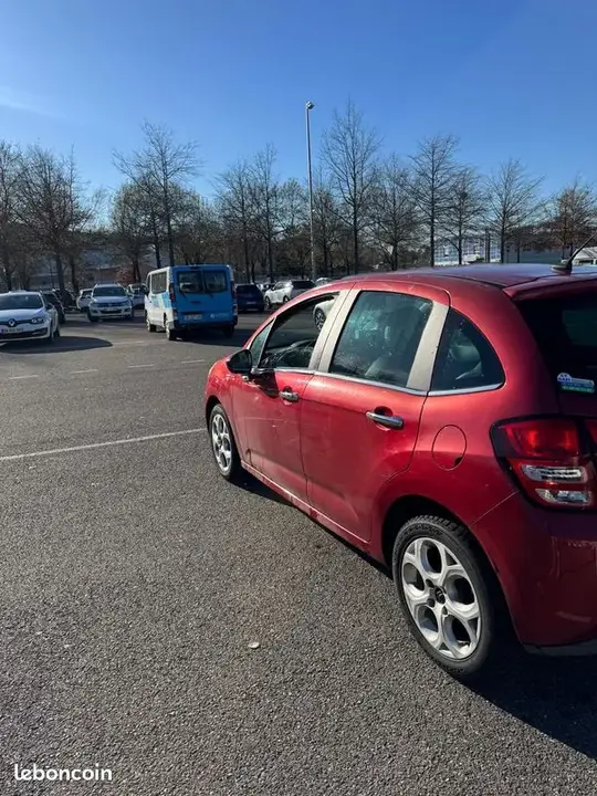 Citroen C3 2011 photo 2