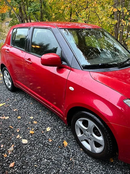 Suzuki Swift 2006 photo 3