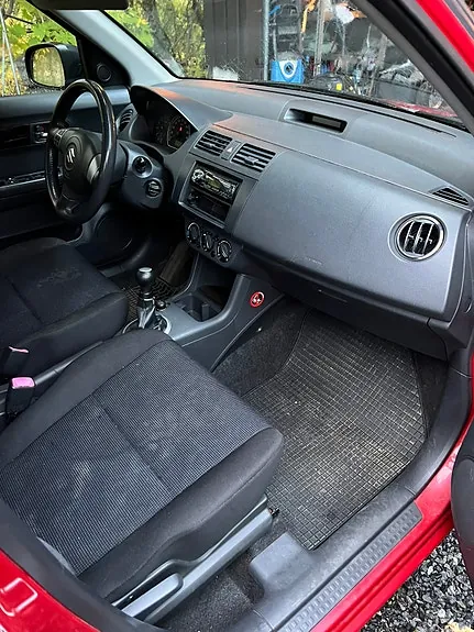 Suzuki Swift 2006 photo 5