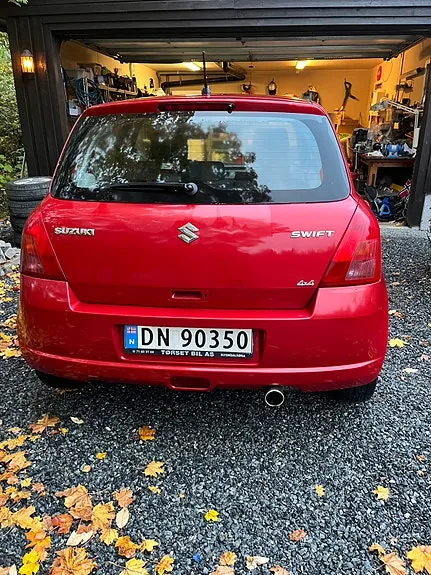 Suzuki Swift 2006 photo 4