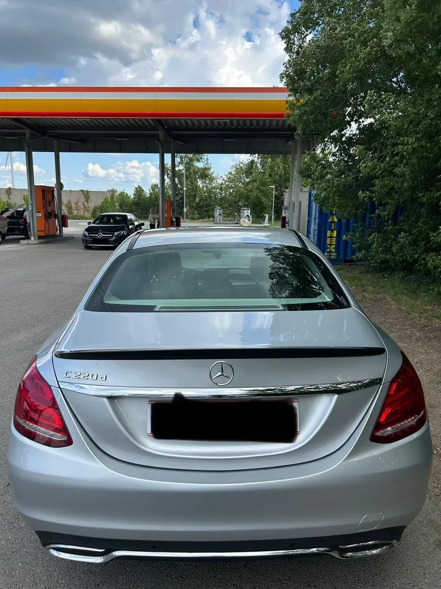 Mercedes-Benz C-Class 2017 photo 3