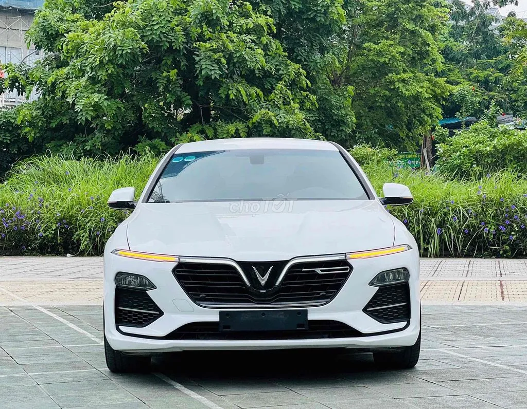 Vinfast Lux A 2021 photo 3