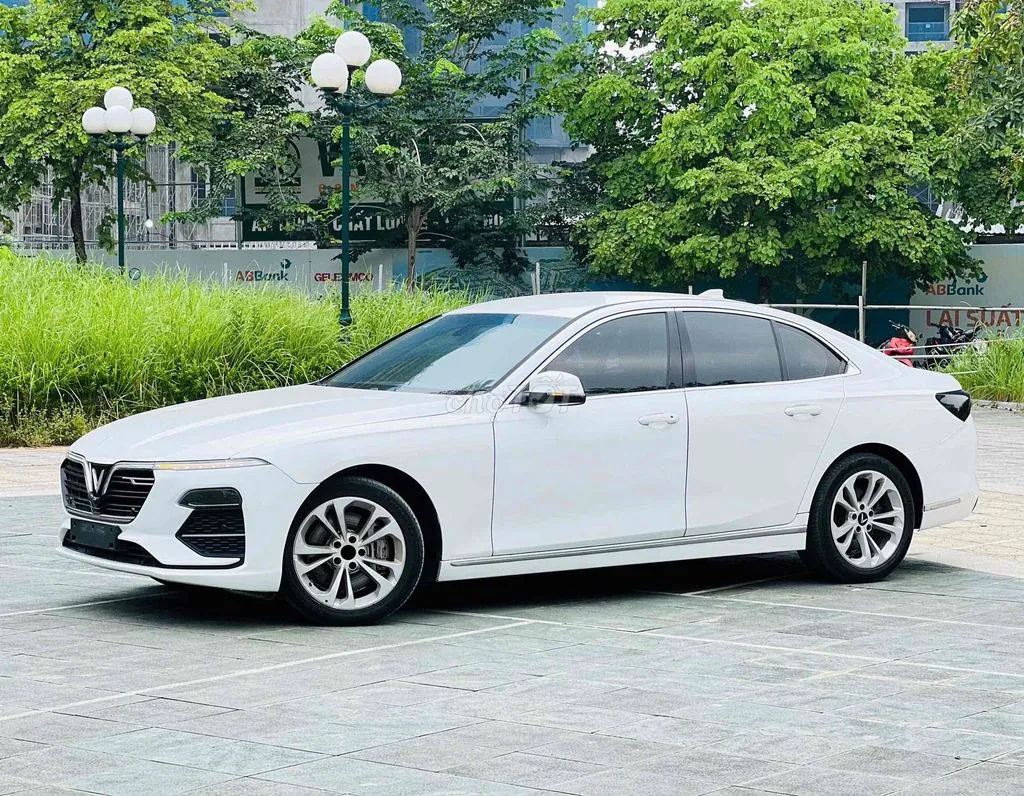 Vinfast Lux A