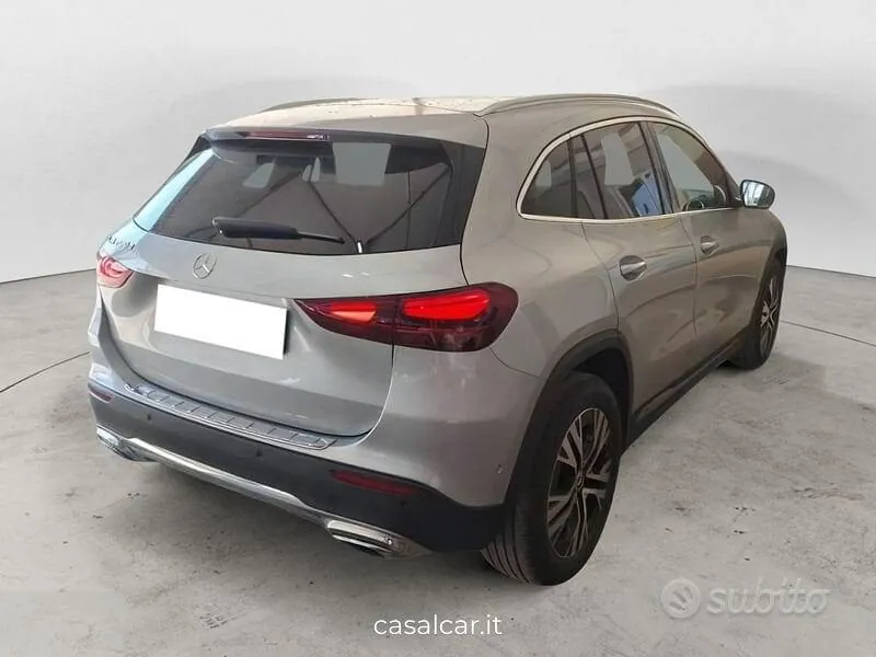 Mercedes-Benz Gla 2025 photo 3