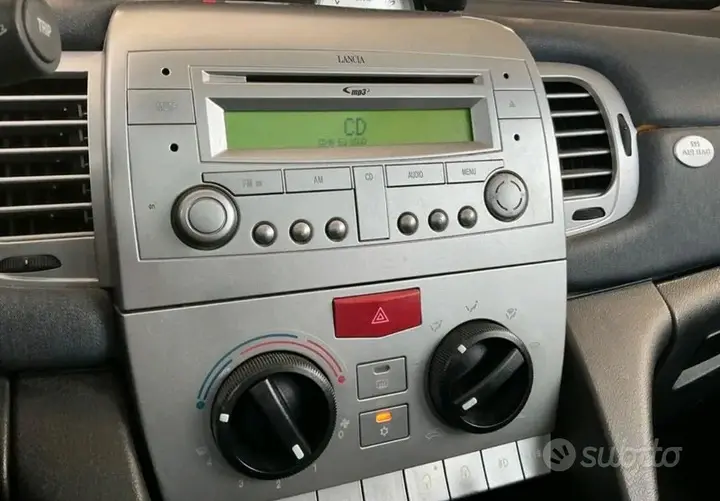 Lancia Ypsilon 2008 photo 3