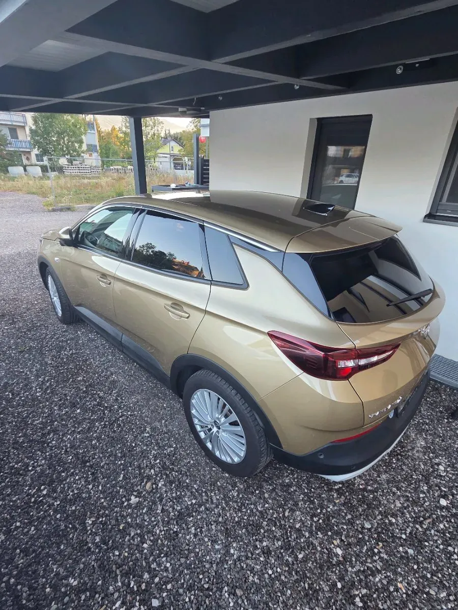 Opel Grandland X 2019 photo 2