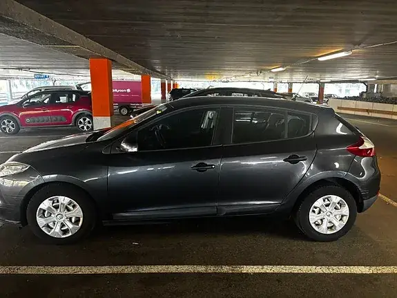 Renault Megane Iii 2010 photo 5